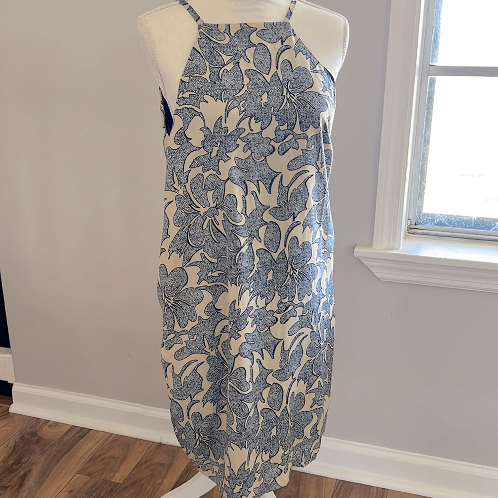 Dress Forum Floral Dress / Beachwear Cover-Up